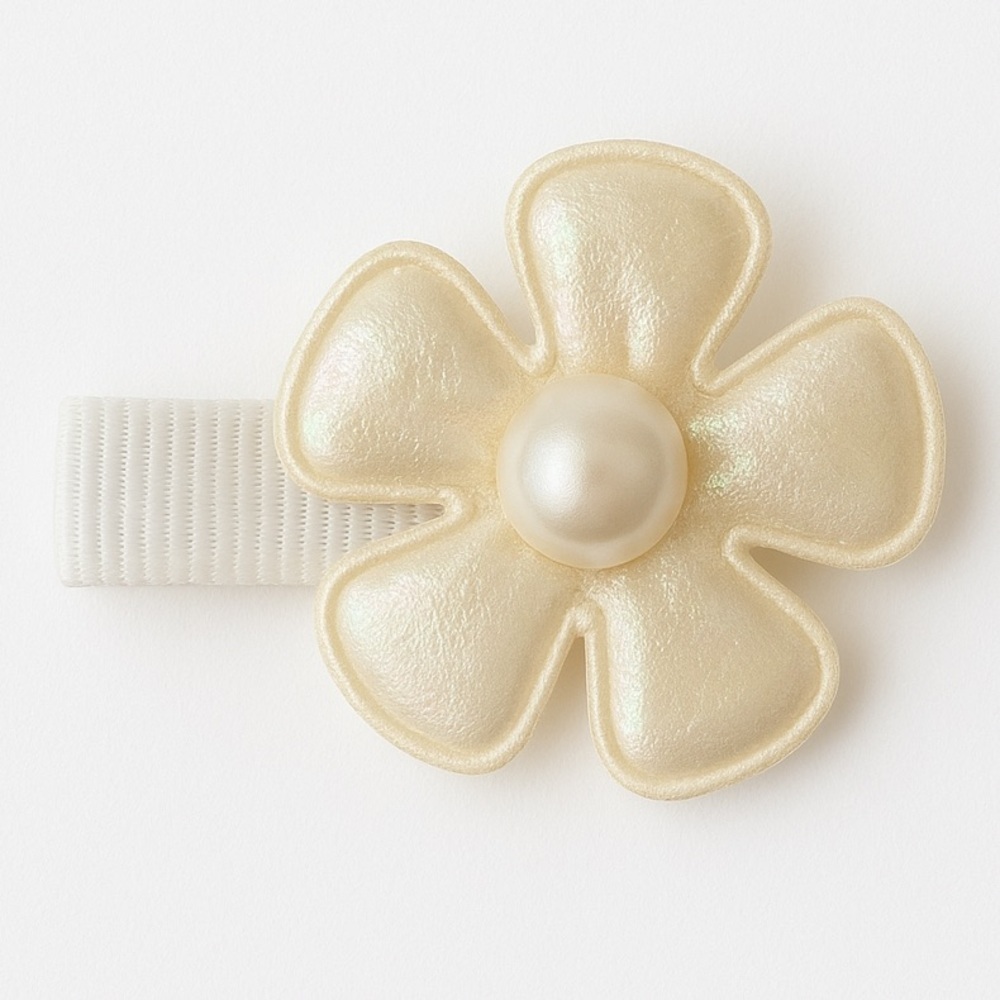 White Flower Hair Clips With Pearl Centers